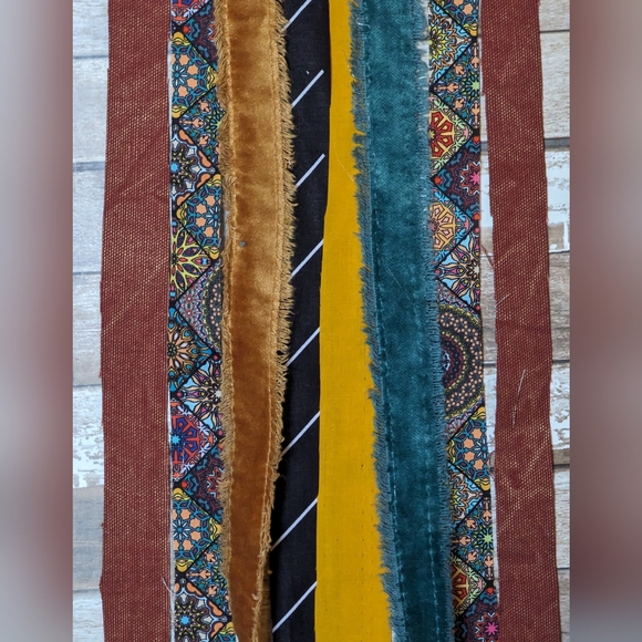 New Handcrafted Honey Bee Multi Colored Dream Catcher - Picture 7 of 8